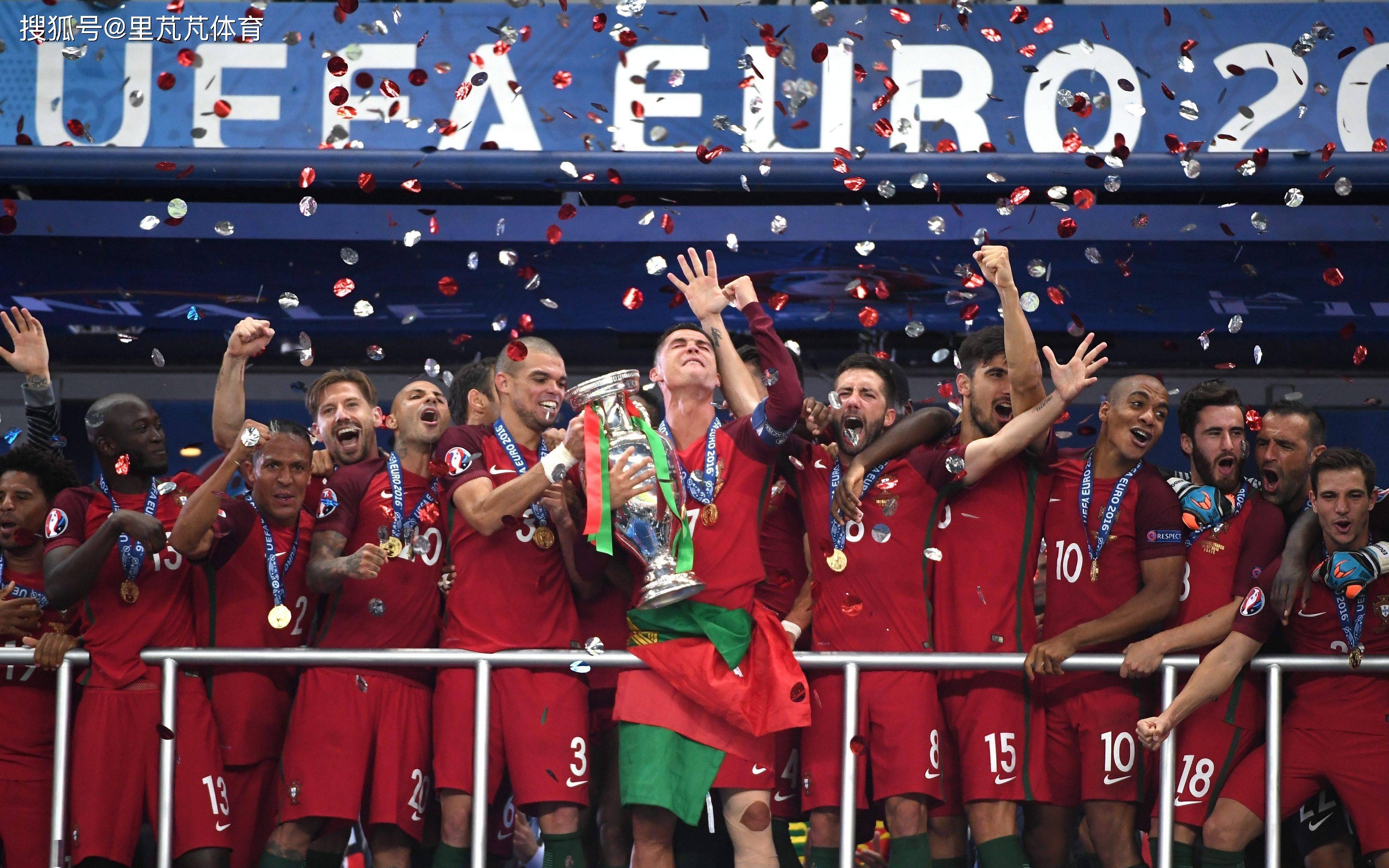 九游会-美国队观众热烈欢呼！，C罗迎来十二赛季出色发挥上演精彩一战的简单介绍